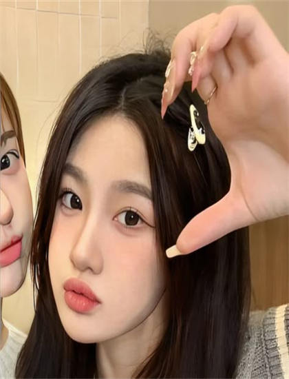 售楼小姐2在线观看中文_老师感受到它在你里面了吗作文_干了老婆闺蜜两个小时